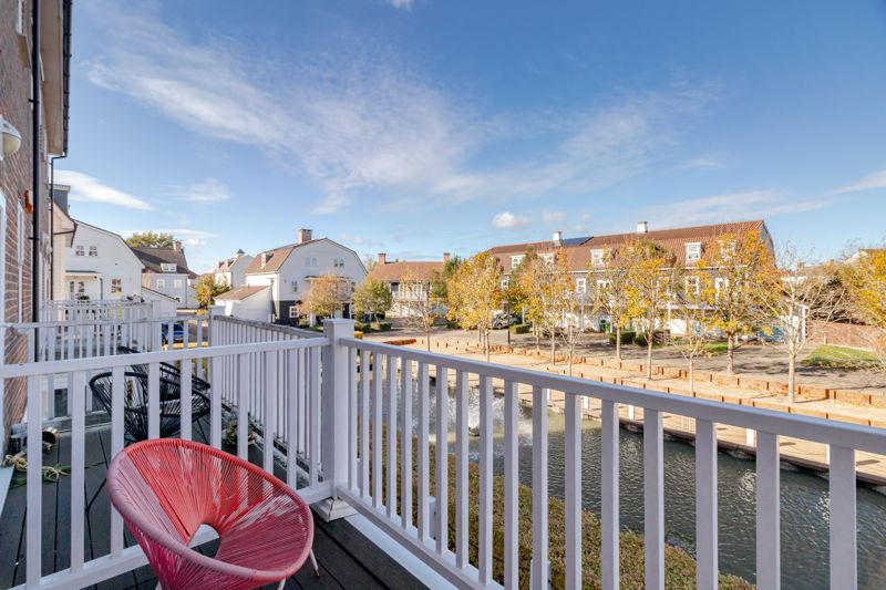 Ivy Gate- click for photo gallery